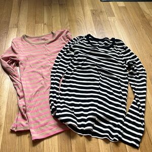 Gap Medium and Small Tall Long Sleeve Modern T